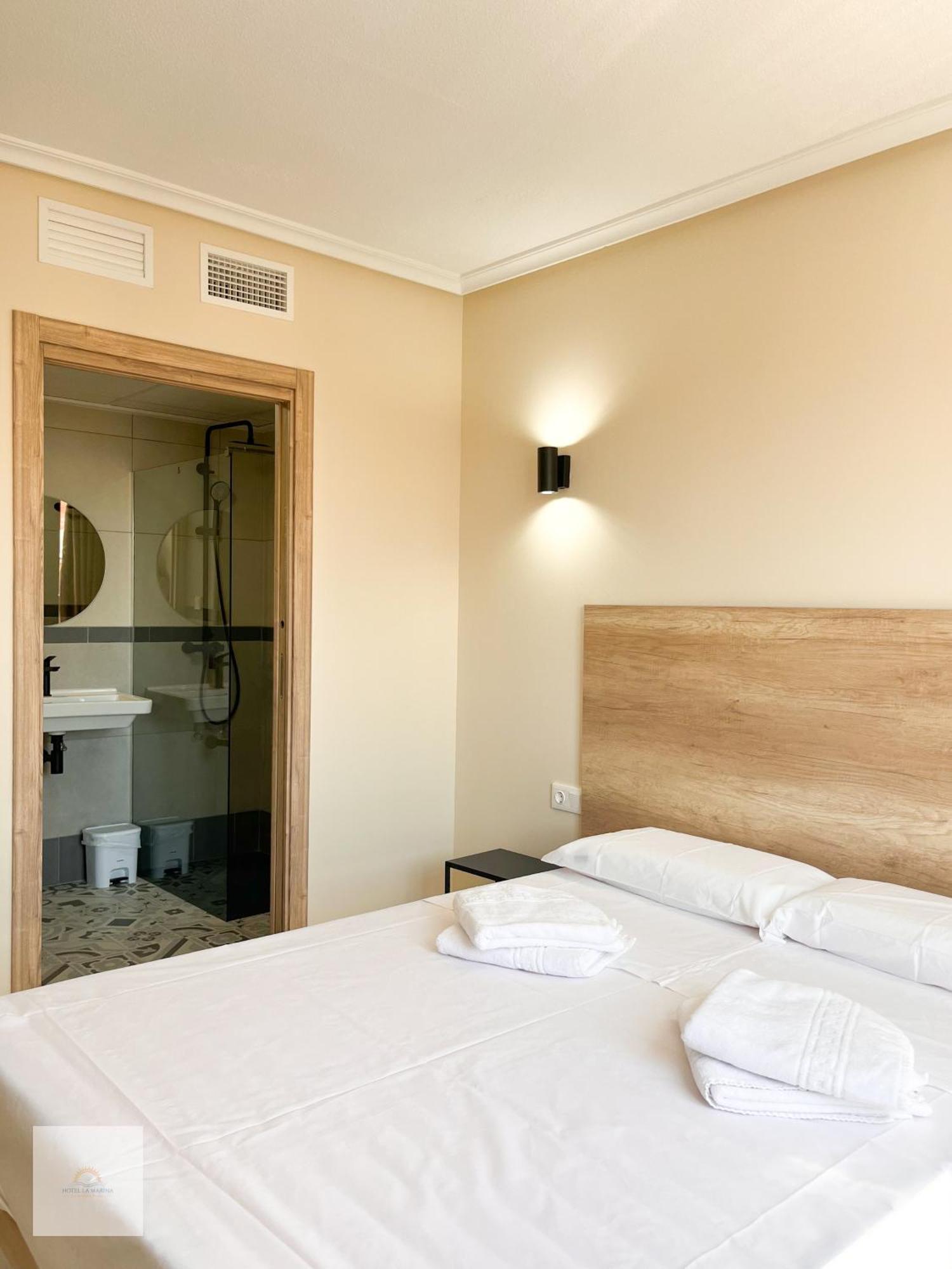 Hotel La Marina Elche La Mariña Exteriör bild