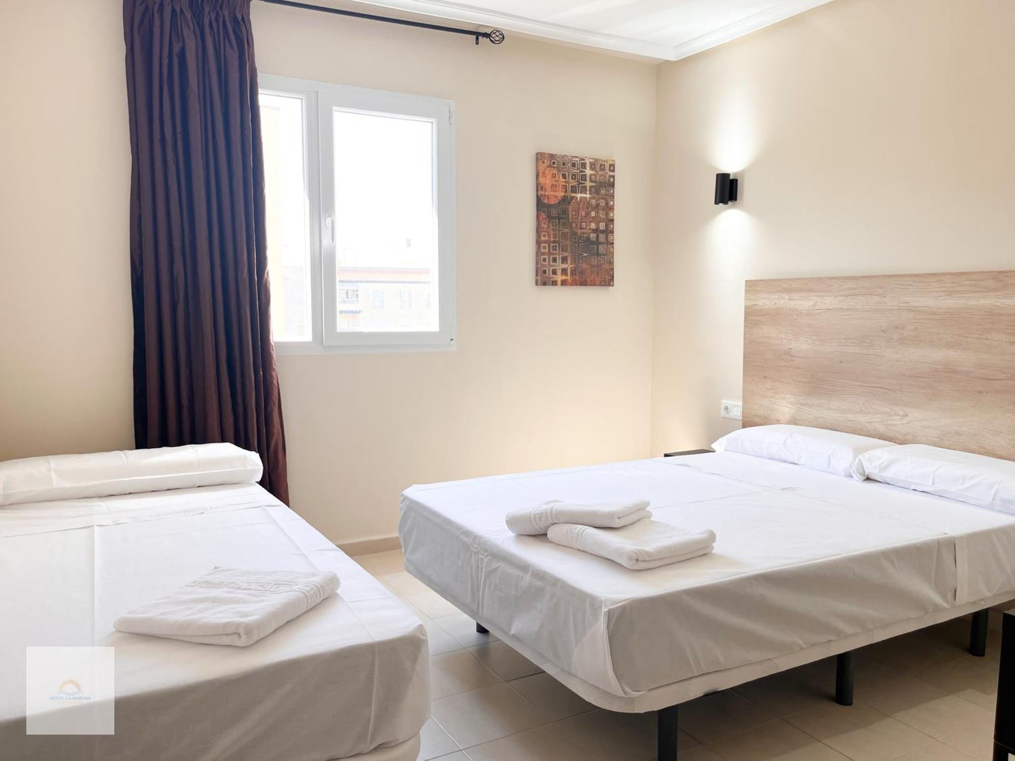 Hotel La Marina Elche La Mariña Exteriör bild